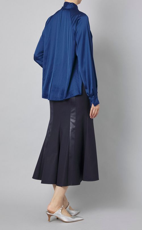 ストレッチサテンボウタイブラウス