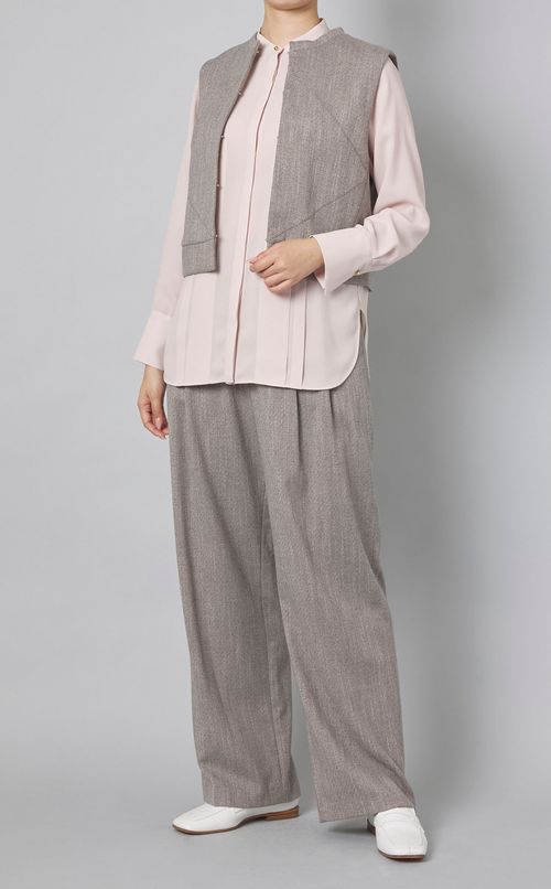 ウールパネルクロップドベスト