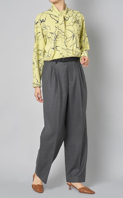 ウールサキソニースリータックパンツ