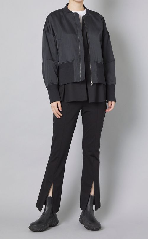 ハイストレッチフロントスリットパンツ