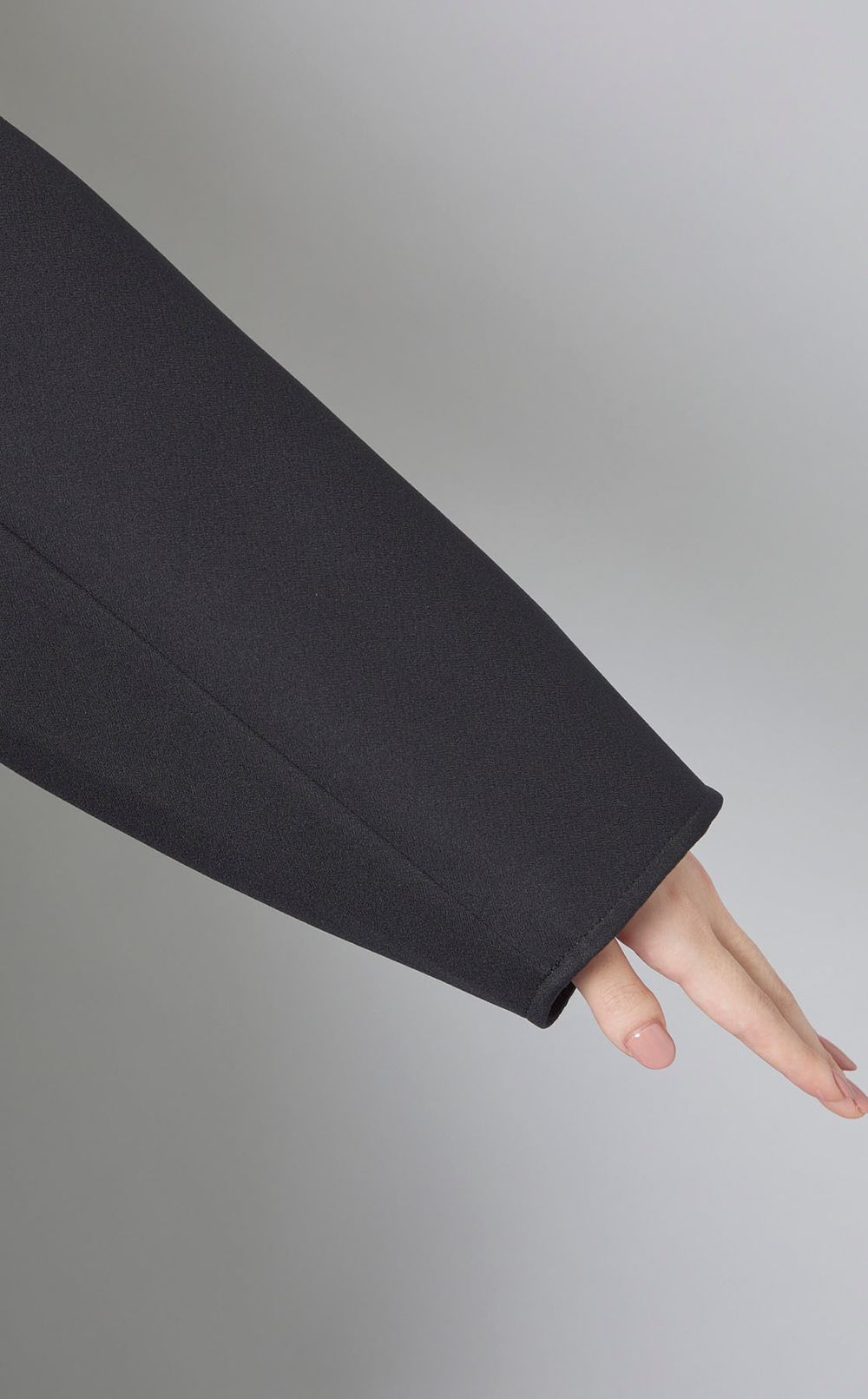 ノーカラーテントラインショートコート