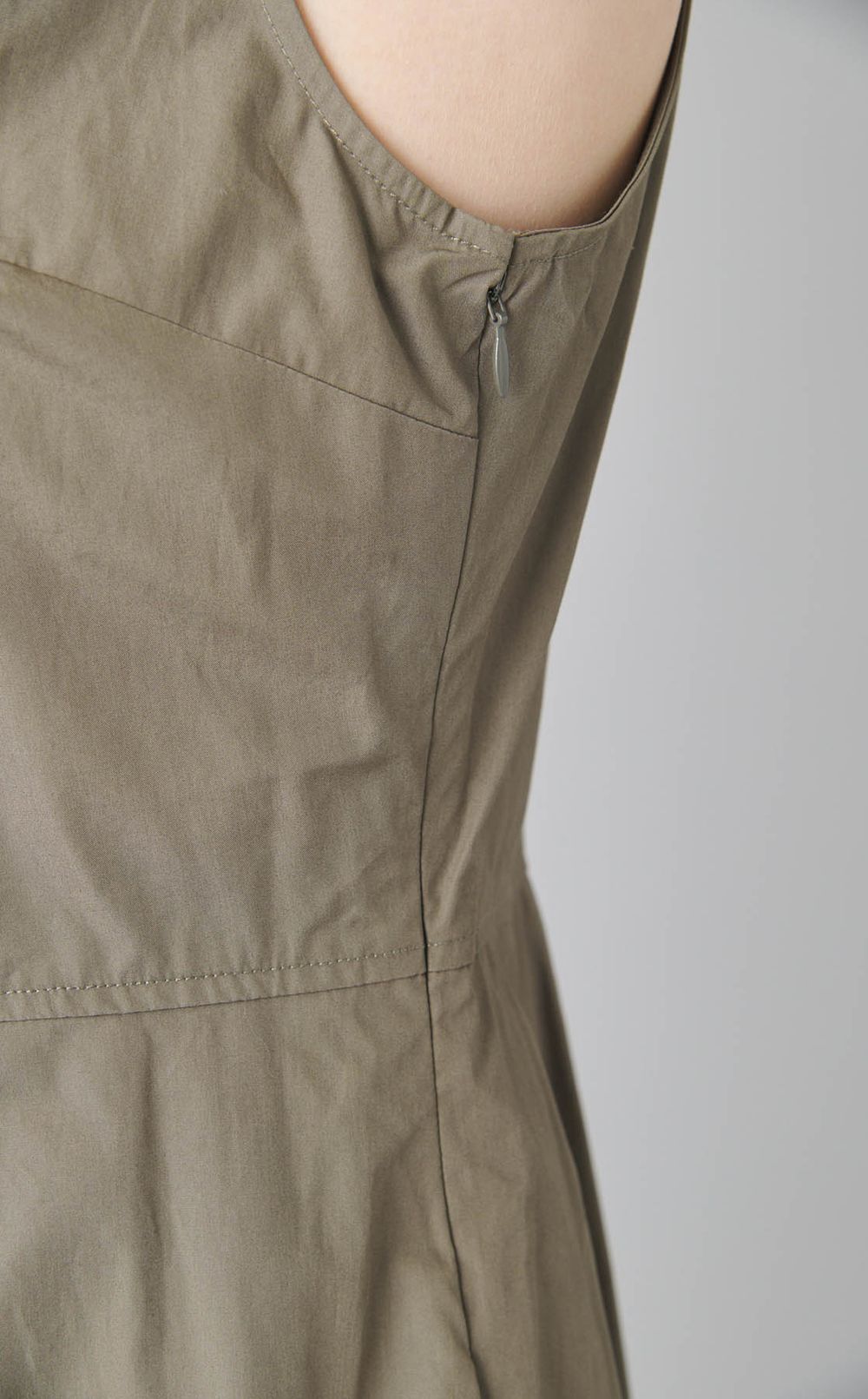 ダブルレイヤードワンピース