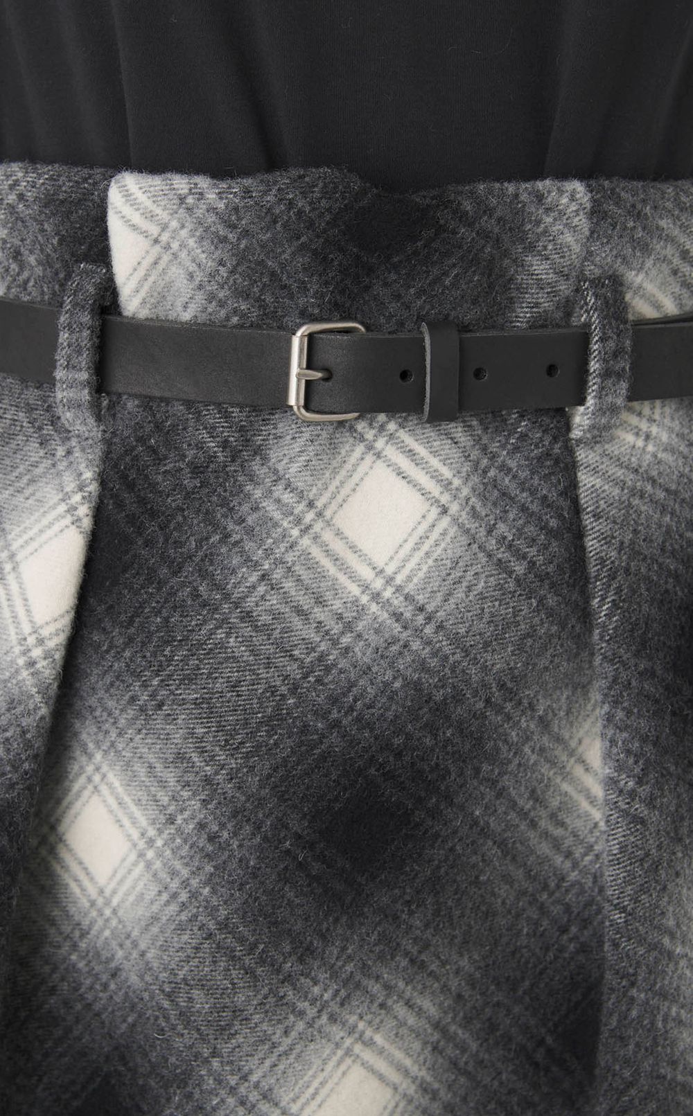 チェックバイヤスロングスカート