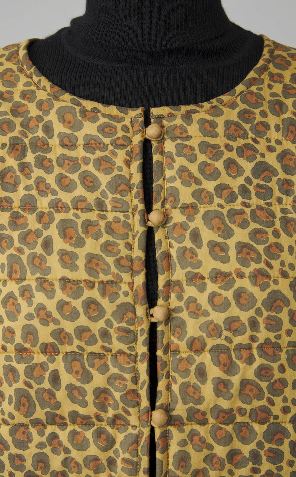 レオパードキルテッドジャケット