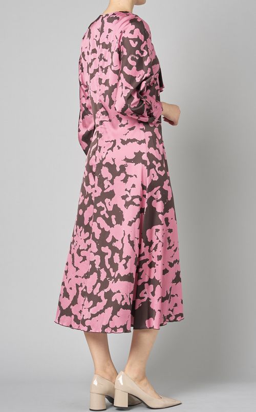 プリントネックタイワンピース