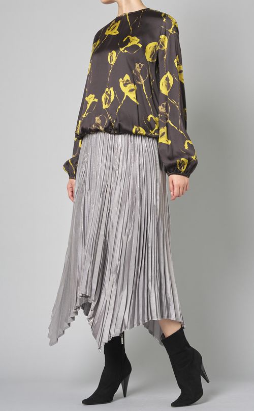 フラワープリントフロントギャザーブラウス