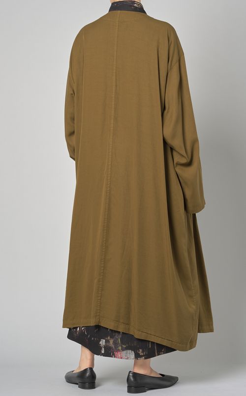 レイヤードノーカラーロングコート