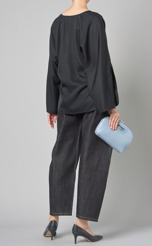 ワイドスリーブプルオーバーブラウス