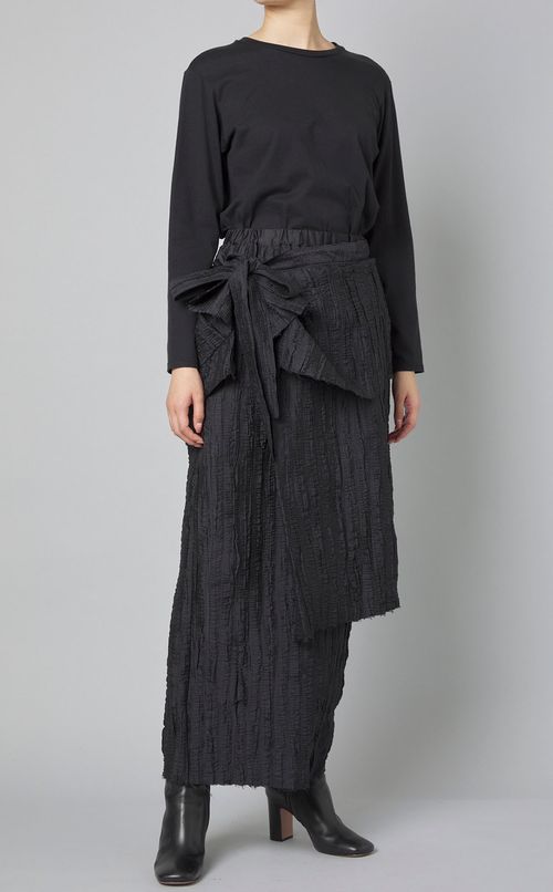 ラッフルフリルベルトタイトスカート