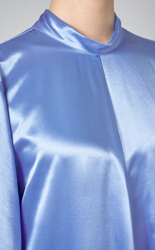 スタンドネックフレアスリーブワンピース