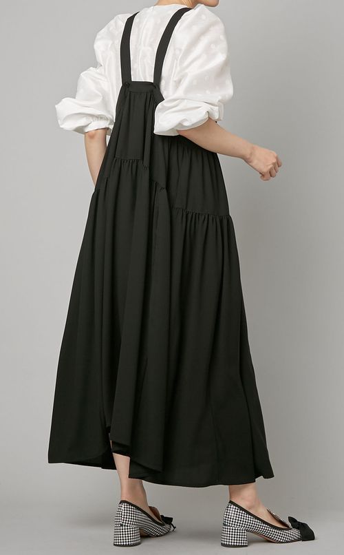 エプロンワンピース