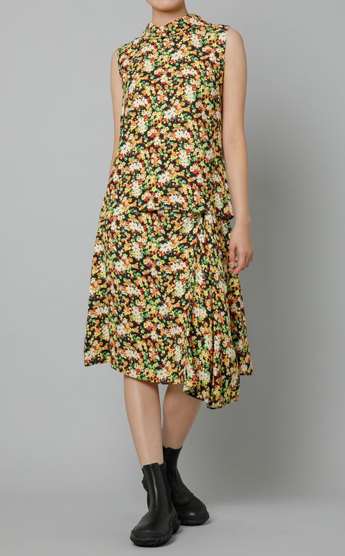 フラワープリントノースリーブブラウス