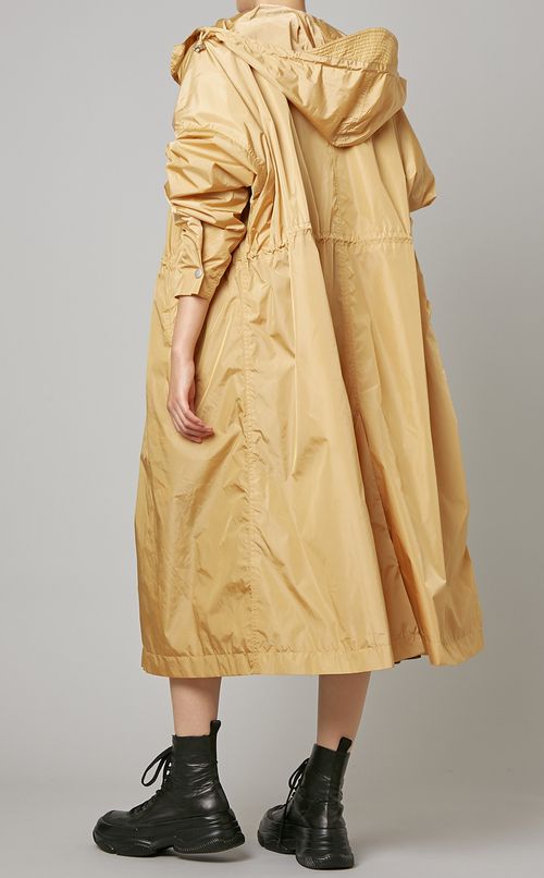 ナイロンフーディーロングコート