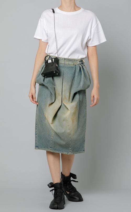 タックデザインデニムスカート