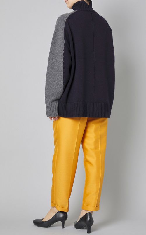 タックボリュームパンツ