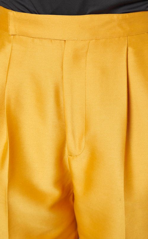 タックボリュームパンツ