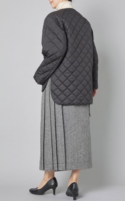 キルティングノーカラージャケット