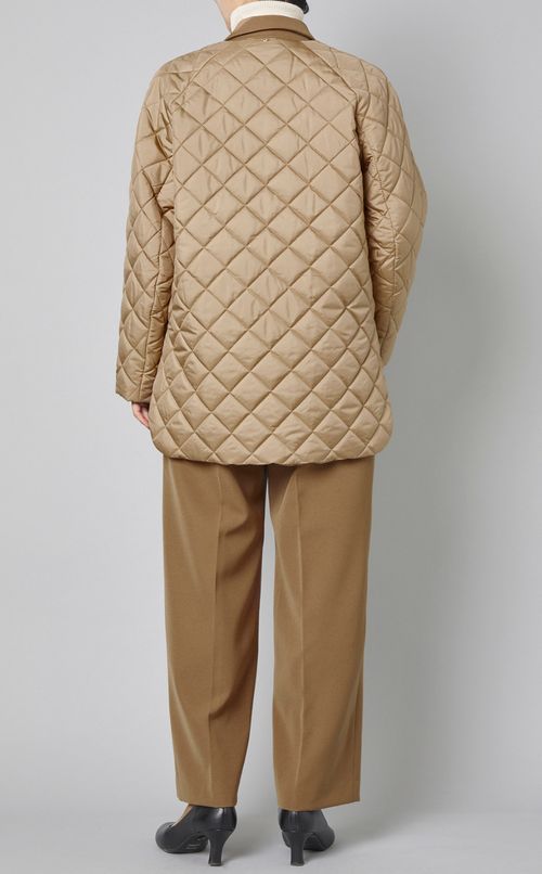 キルティングノーカラージャケット