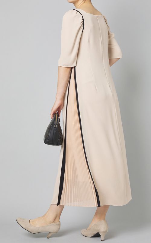 サイドシフォンプリーツワンピース