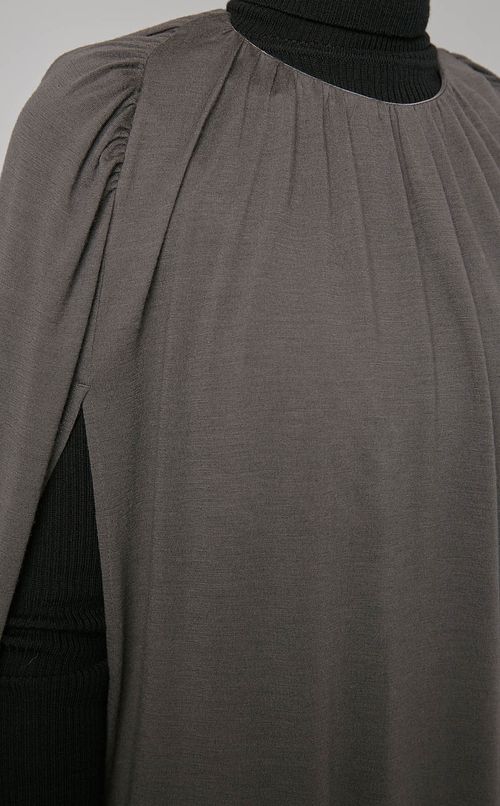 ロングケープドレス