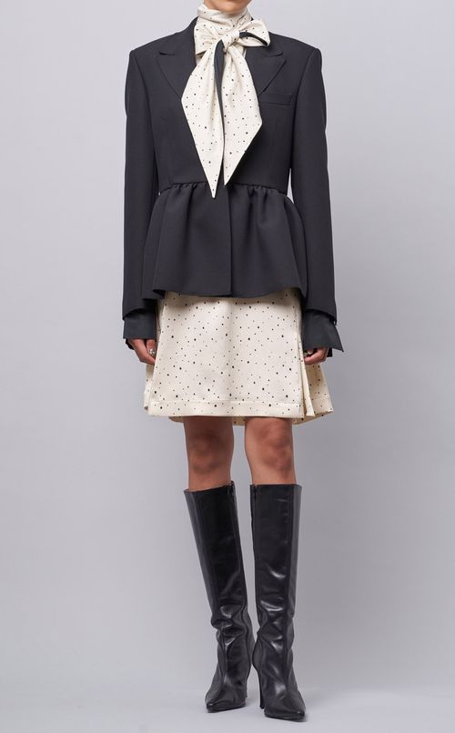 ラッフルテーラードジャケット