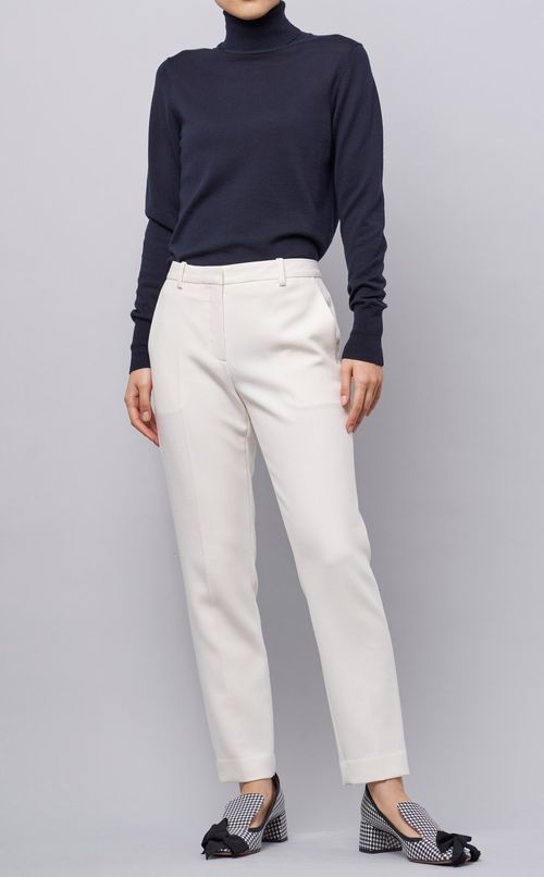 テーパードクロップドパンツ