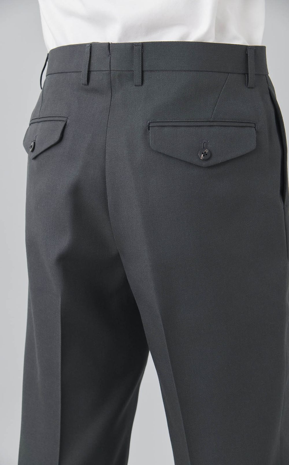 ワイドテーパードドレストラウザー