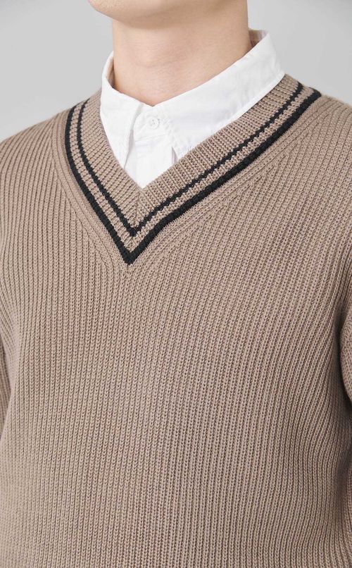 Vネックチルデンニット