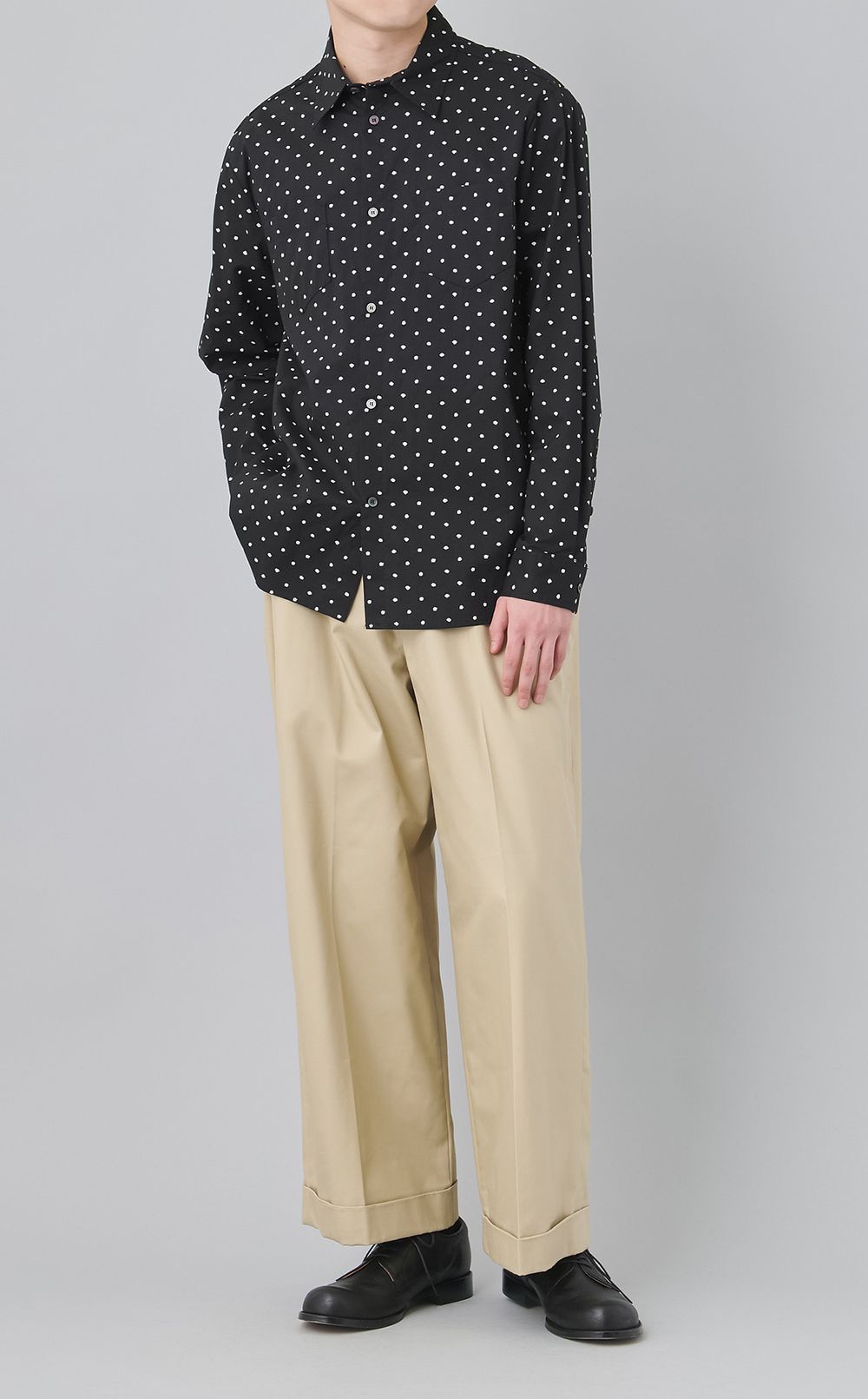 ワイドチノパンツ