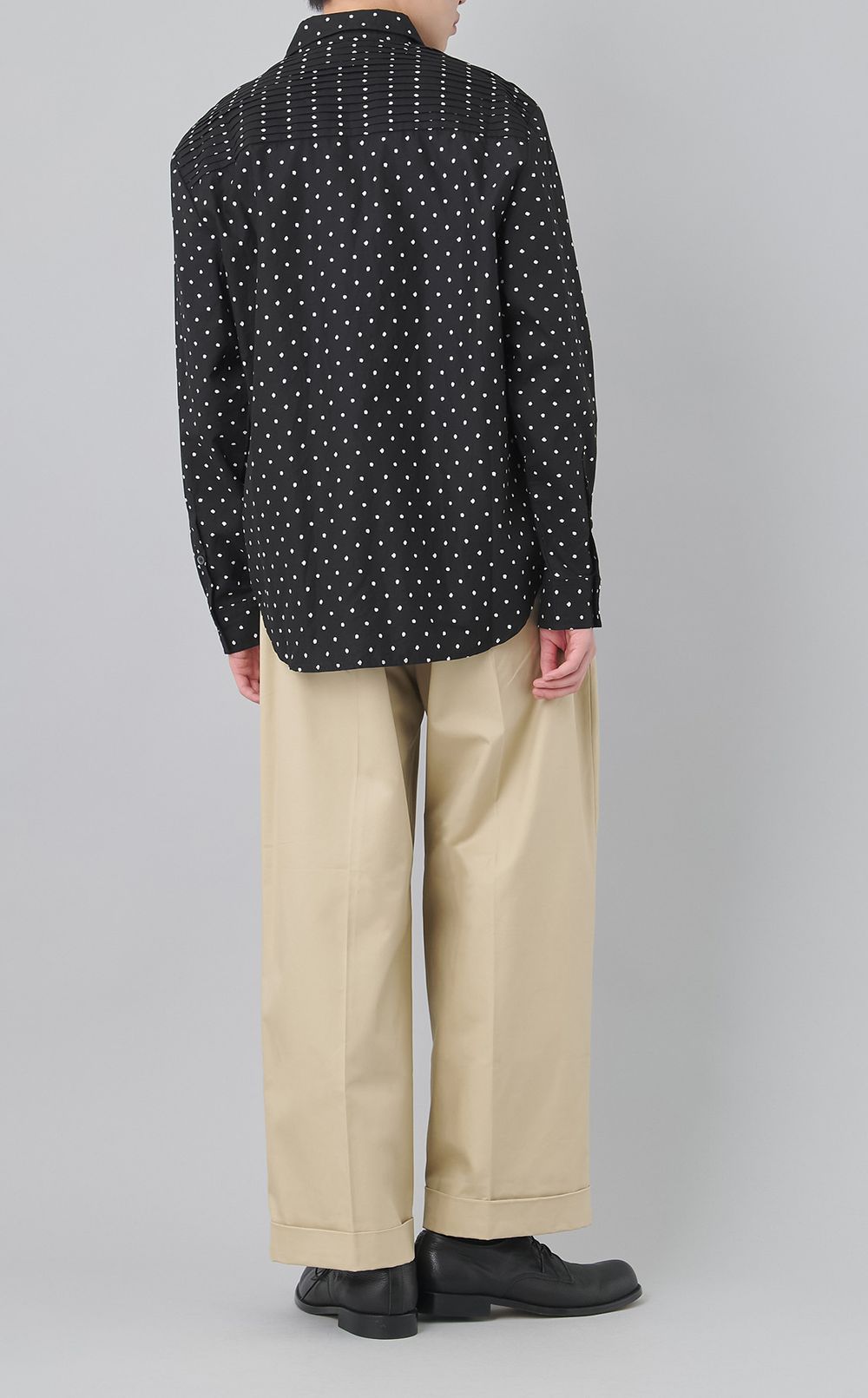 ワイドチノパンツ