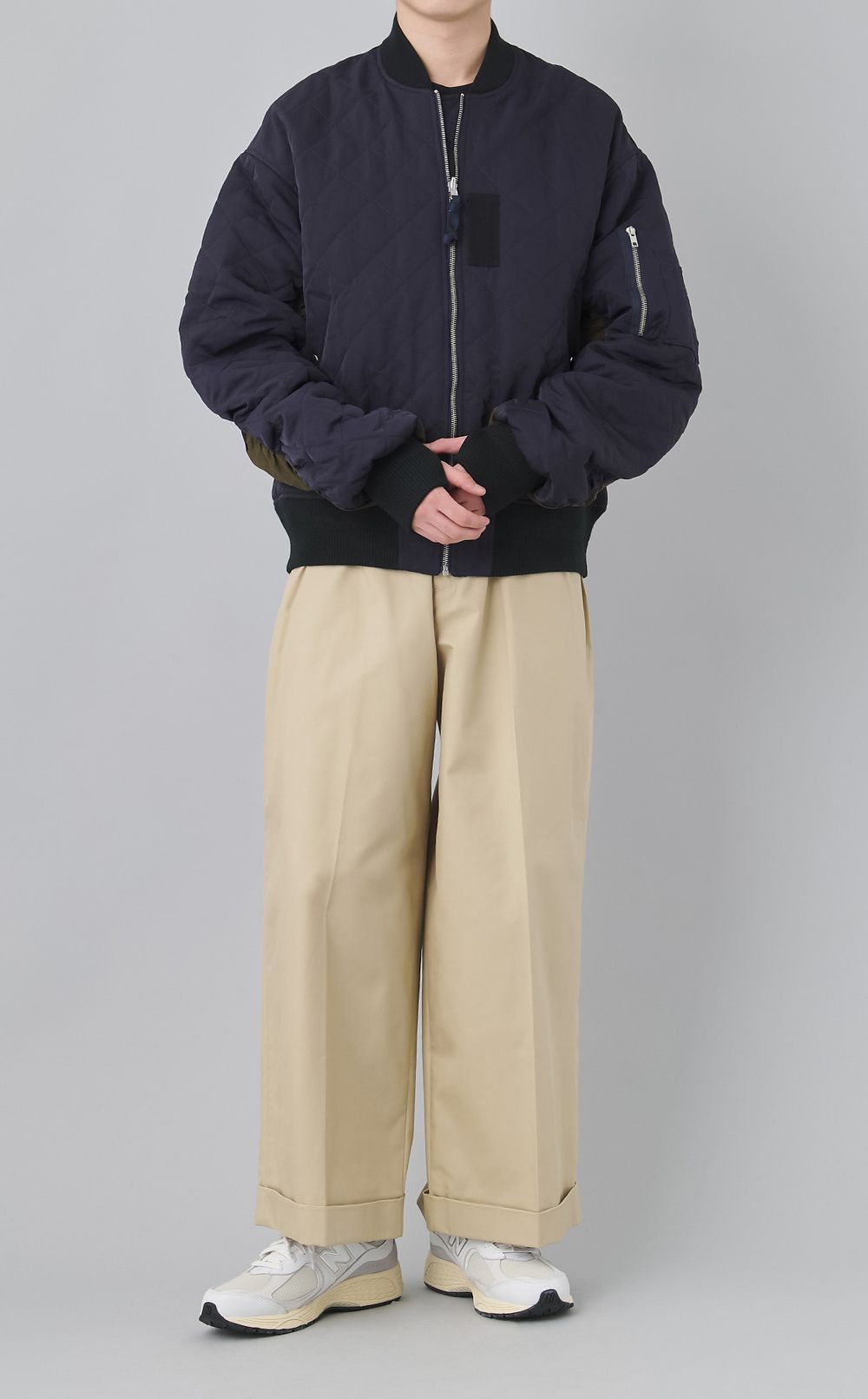 ワイドチノパンツ