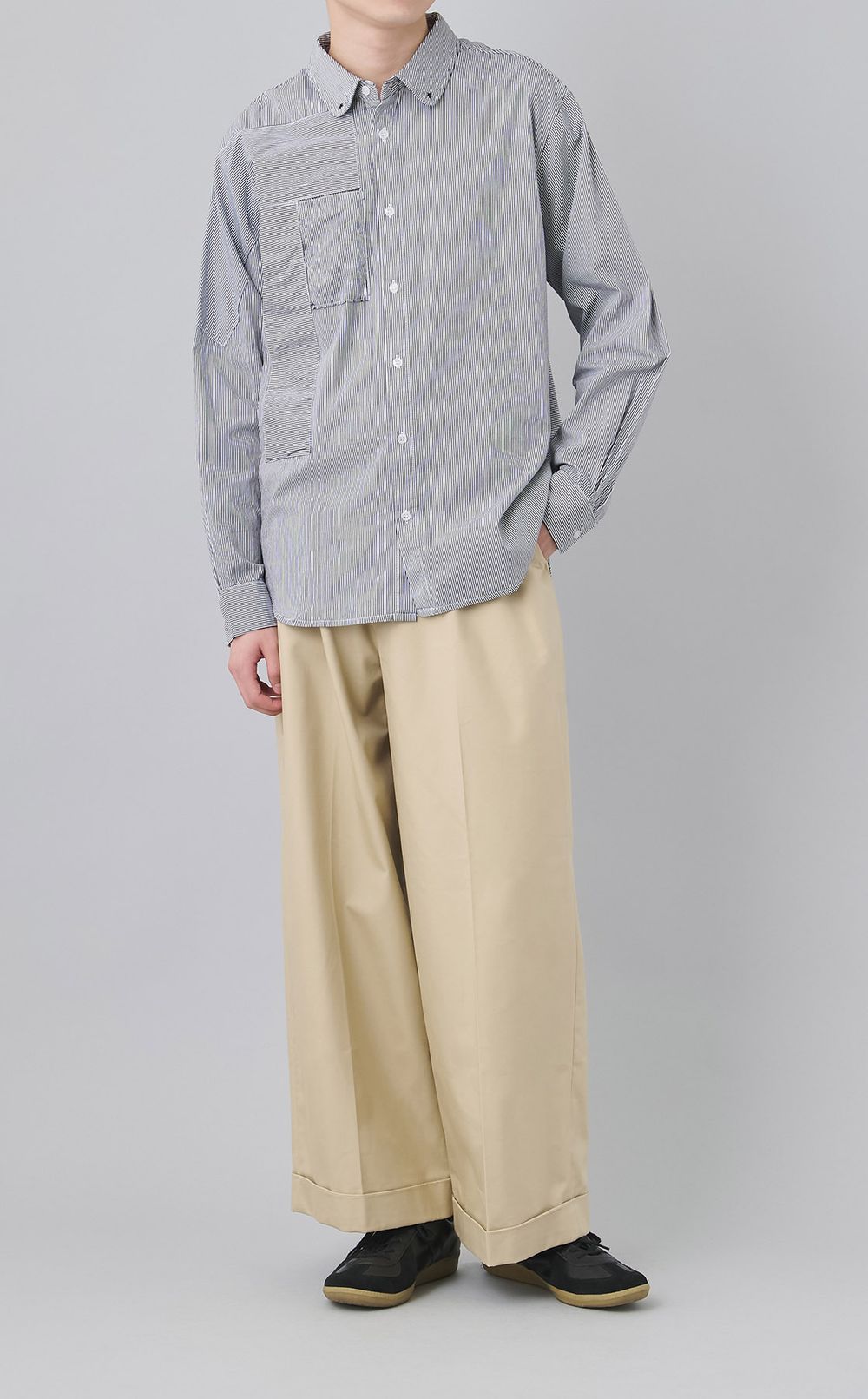 ワイドチノパンツ