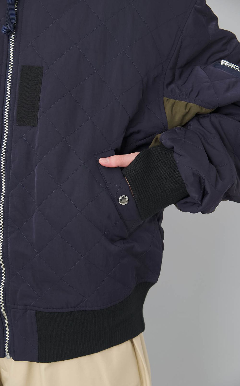 キルティングボンバージャケット