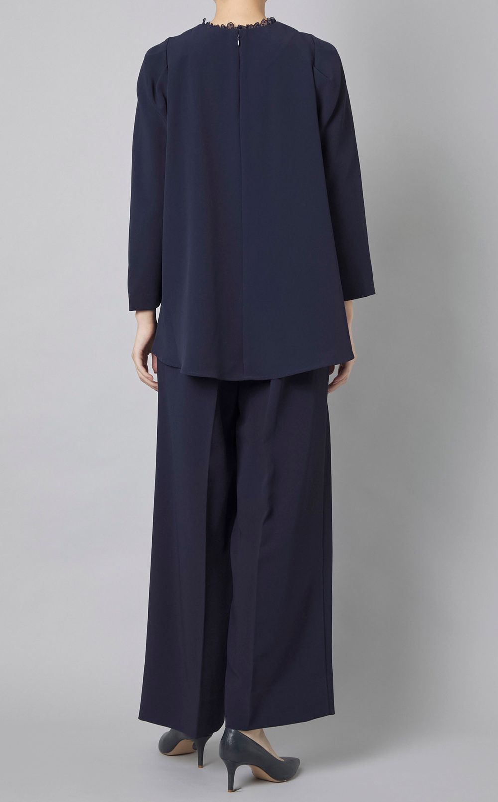 レース襟タックスリーブセットアップ