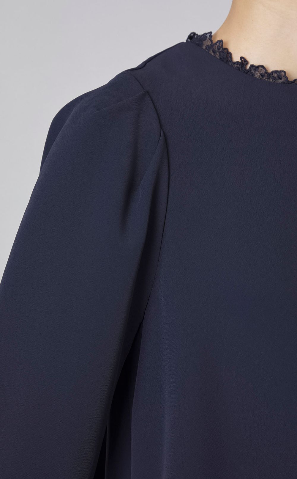 レース襟タックスリーブセットアップ