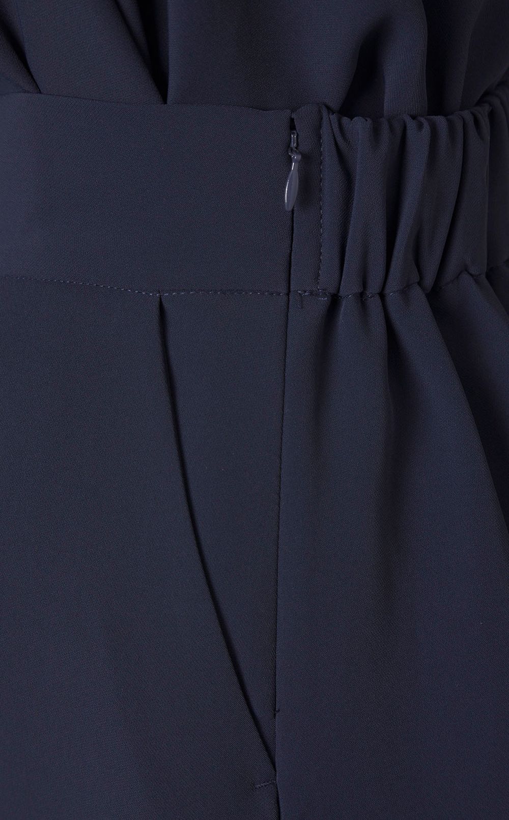 レース襟タックスリーブセットアップ