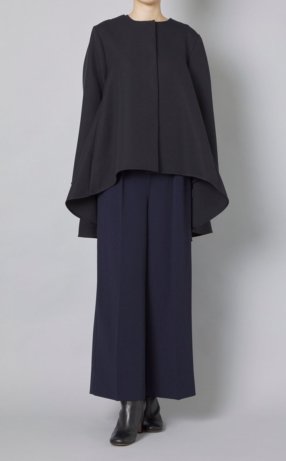 レース襟タックスリーブセットアップ