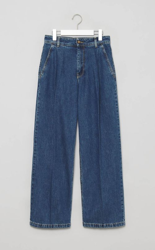 タックプリーツデニムパンツ