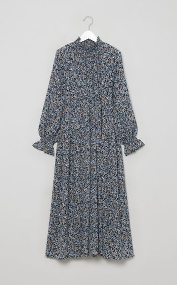 フラワープリントシャーリングワンピース