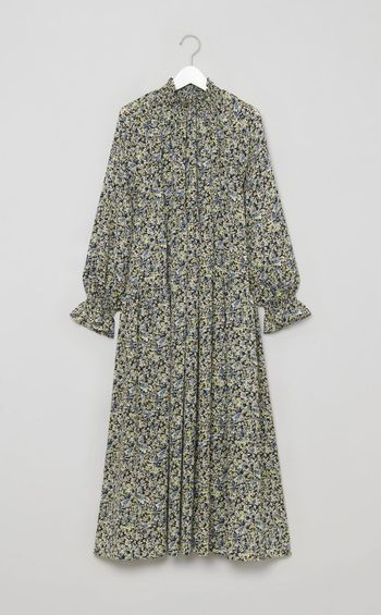 フラワープリントシャーリングワンピース