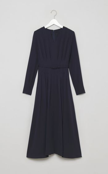 ピンタックVネックワンピース