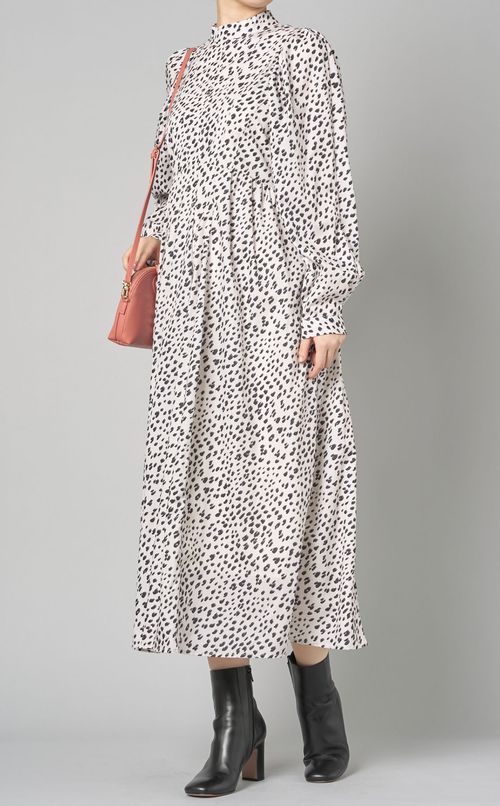 タックパネルプリントワンピース