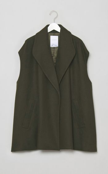 オーバーサイズスリーブレスコート