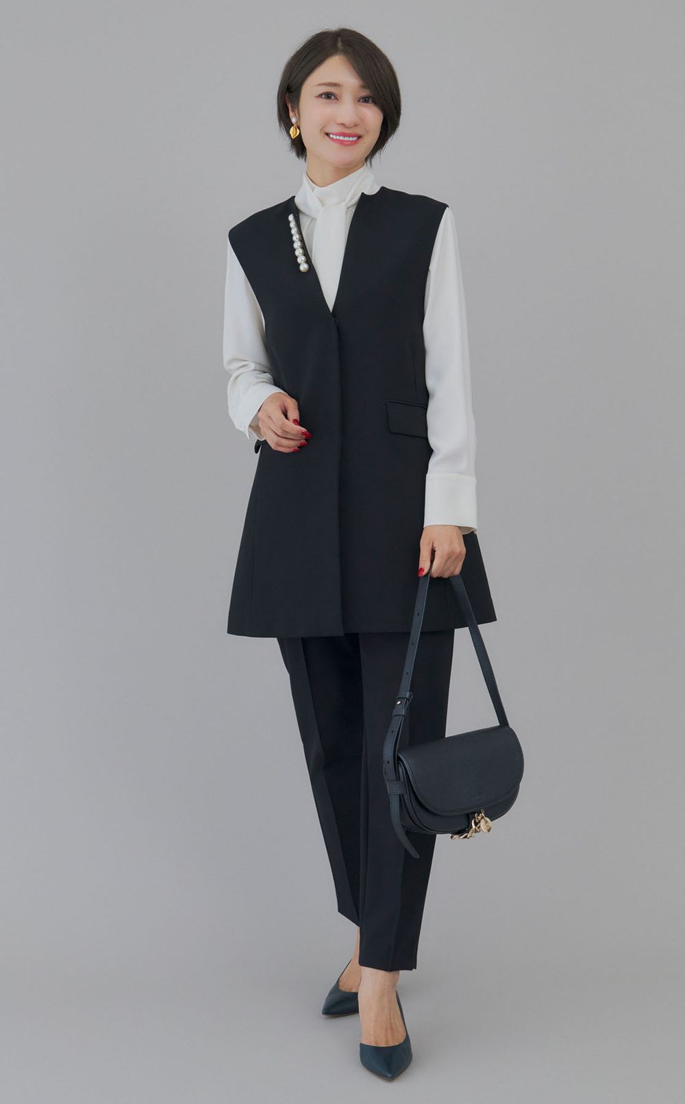 パールネックロングジレ