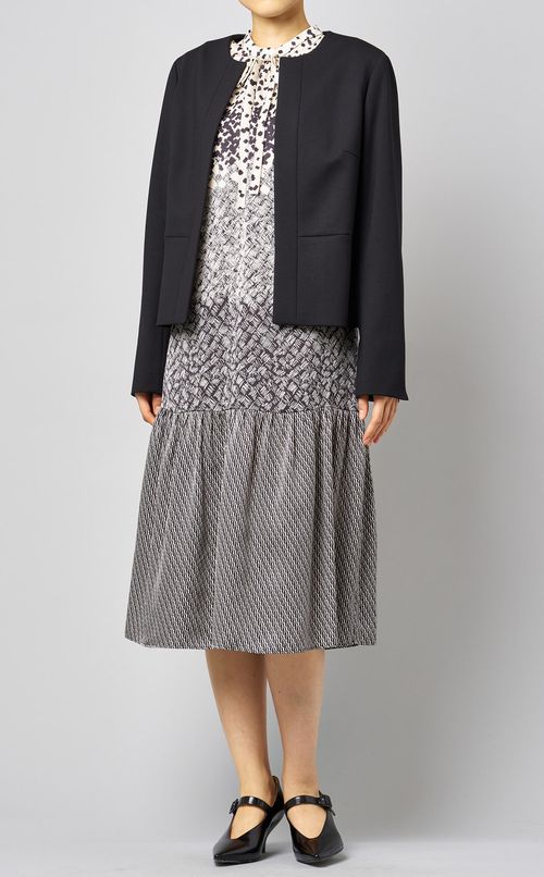 ストレッチノーカラージャケット