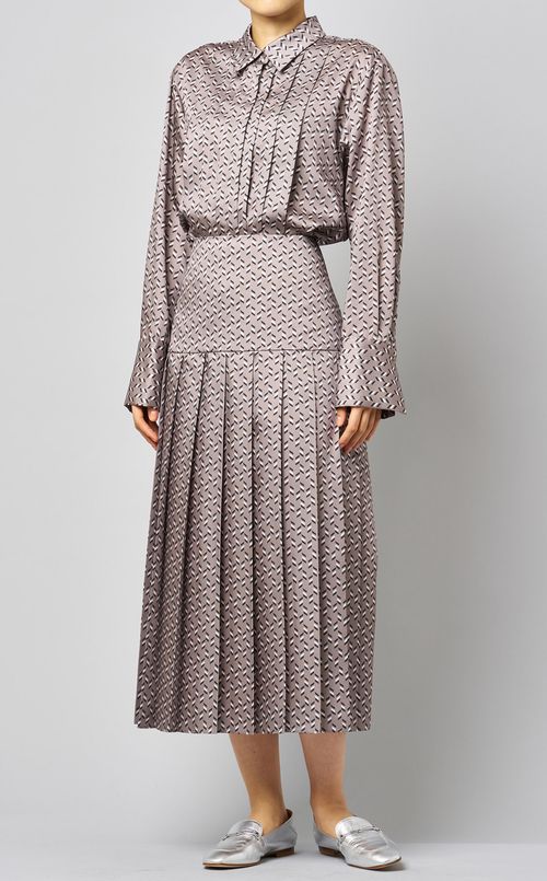 フロントタックプリントシャツ