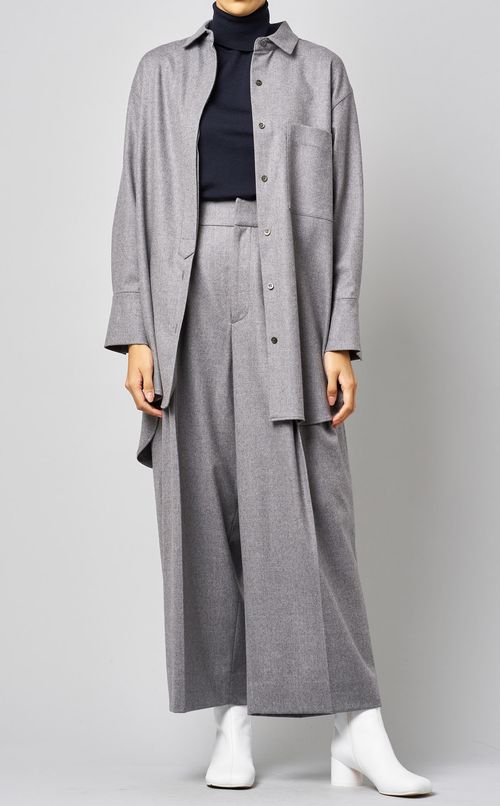 ライトウールボリュームシャツ