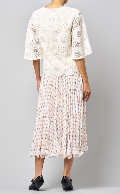 コットン混レースプルオーバー