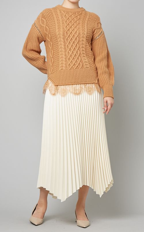 ケーブルニットプルオーバー