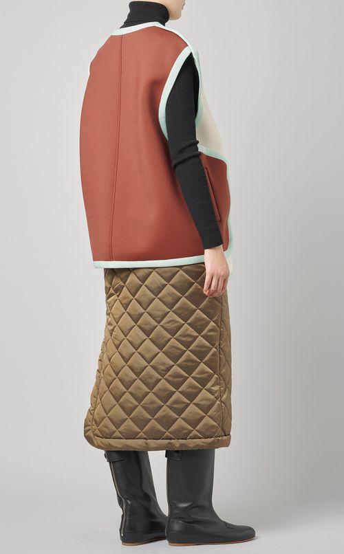 パイピングジャージーベスト